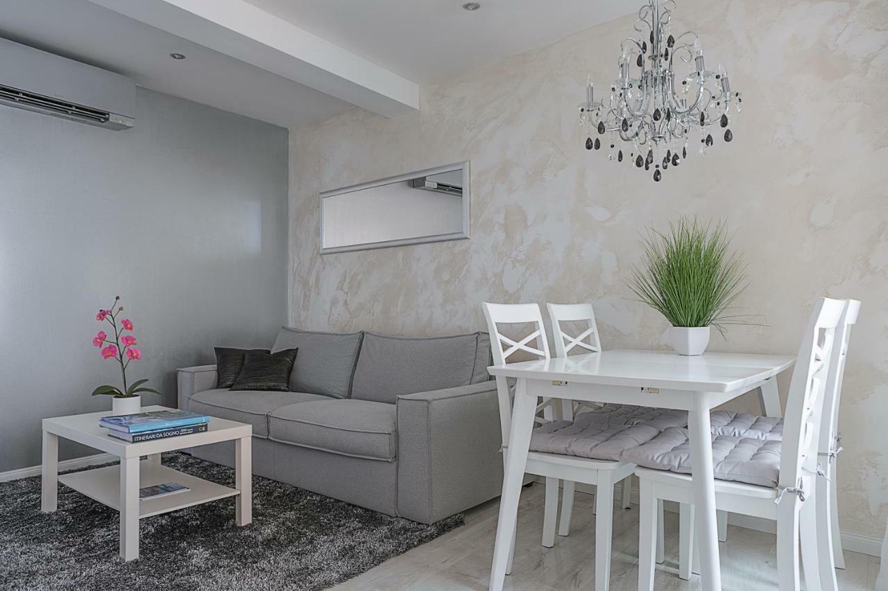Royal View Apartment Rovinj Luaran gambar